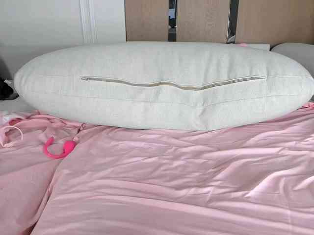 AnzuKim webcam