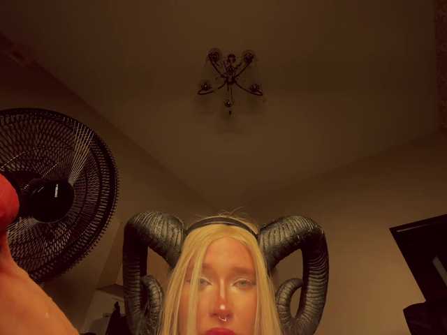 Live трансляция Nanabannana - slutnetki.online