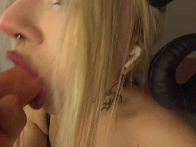 Nanabannana webcam