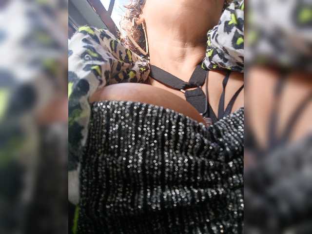 AlexaBrown12 live webcam show