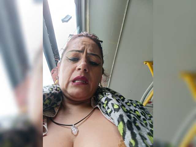 AlexaBrown12 live cam on BongaCams