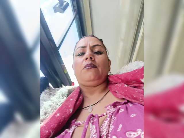 AlexaBrown12 live cam on BongaCams