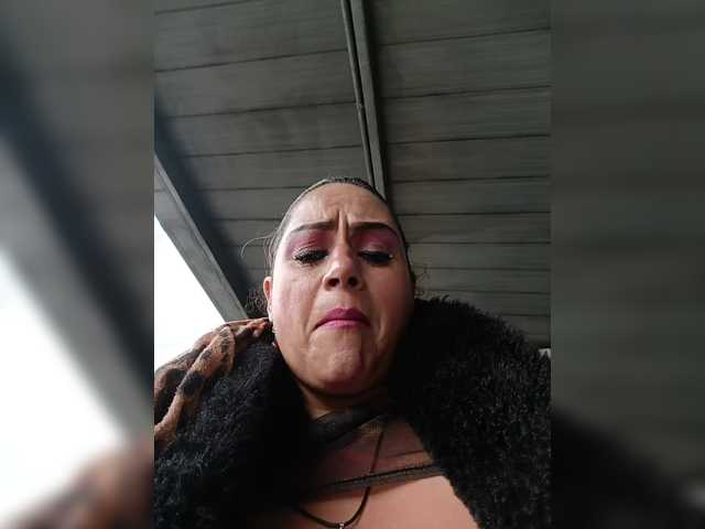 AlexaBrown12 live webcam show