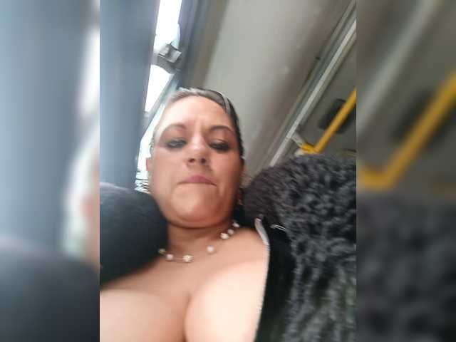 AlexaBrown12 live cam preview