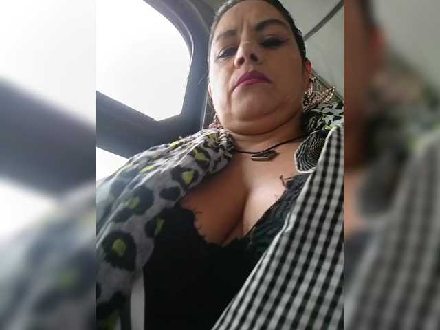 AlexaBrown12 live cam on BongaCams