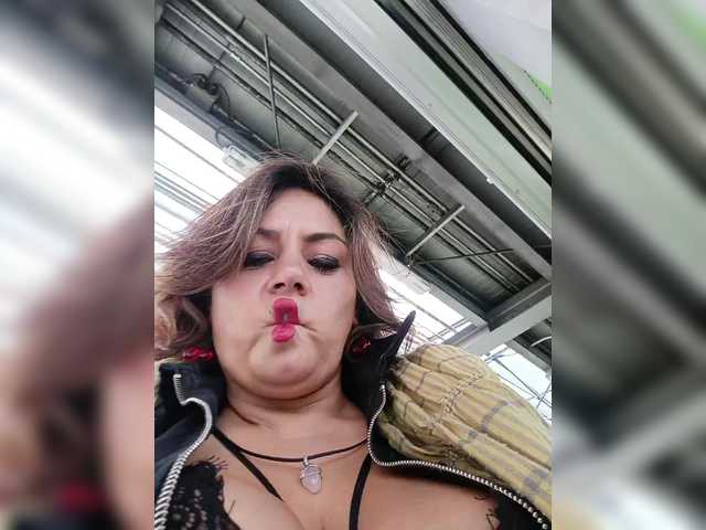 AlexaBrown12 live cam on BongaCams