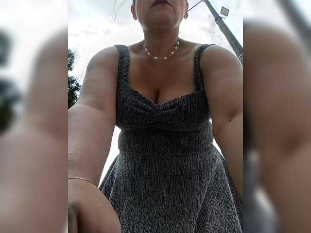 AlexaBrown12 live cam preview
