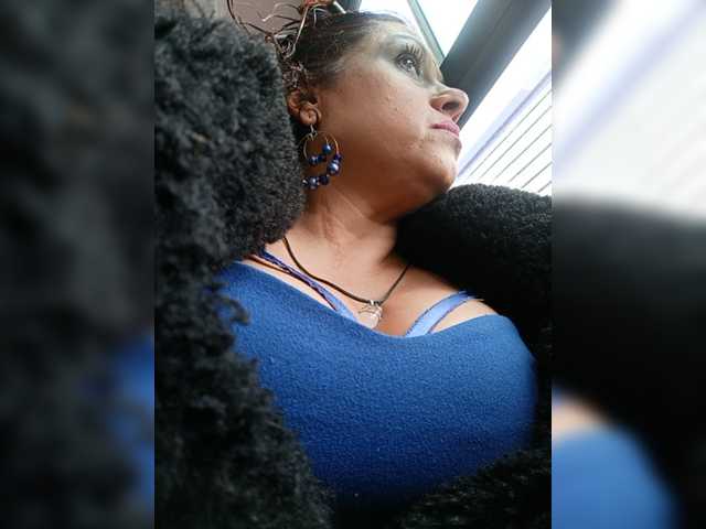 AlexaBrown12 live cam on BongaCams