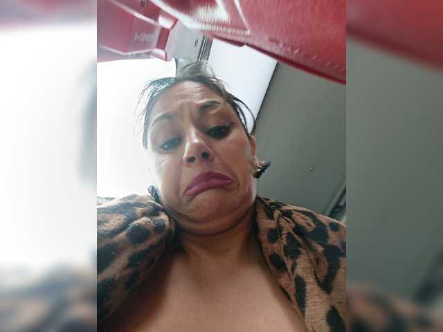 Sex chat gratuit in direct cu AlexaBrown12 pe BongaCams