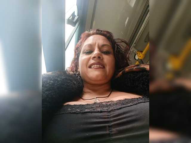 AlexaBrown12 live cam on BongaCams