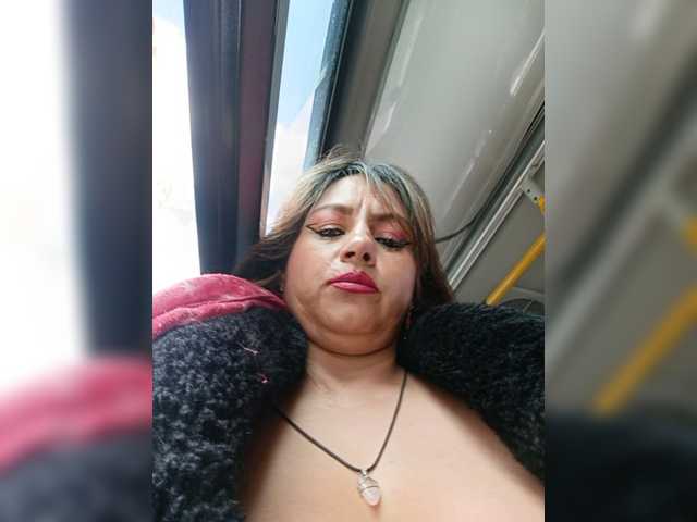AlexaBrown12 live webcam show