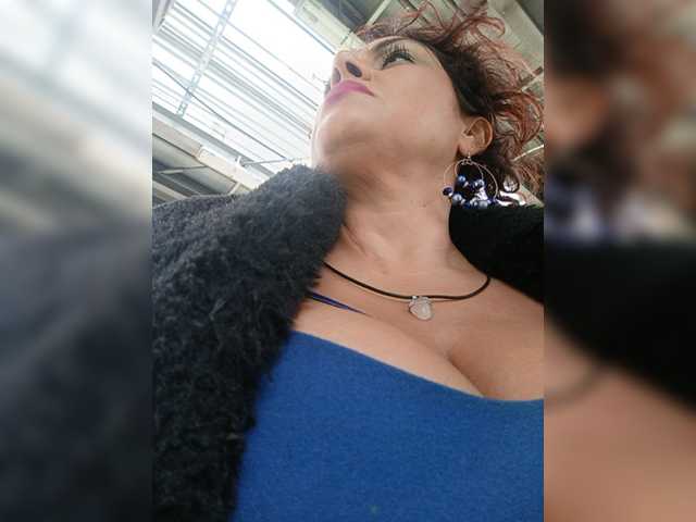 AlexaBrown12 live cam on BongaCams