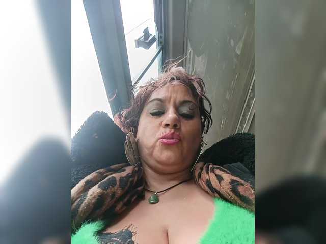 AlexaBrown12's BongaCams show and profile