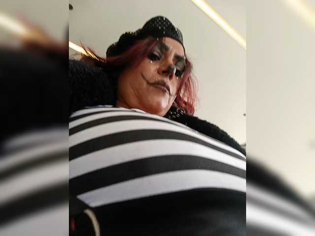AlexaBrown12 live cam on BongaCams
