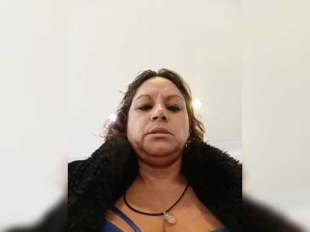 AlexaBrown12 live webcam show