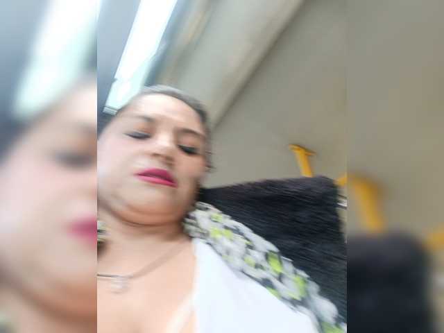 AlexaBrown12 Live Cam on BongaCams