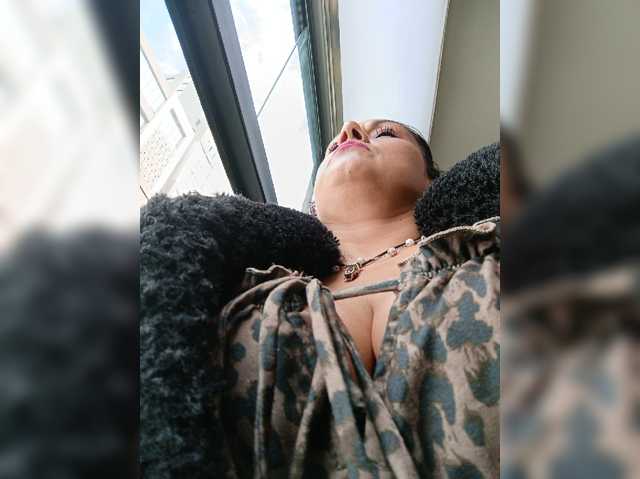 AlexaBrown12 live cam on BongaCams