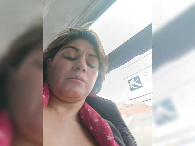 AlexaBrown12 live cam on BongaCams