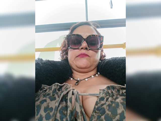 AlexaBrown12 live cam on BongaCams