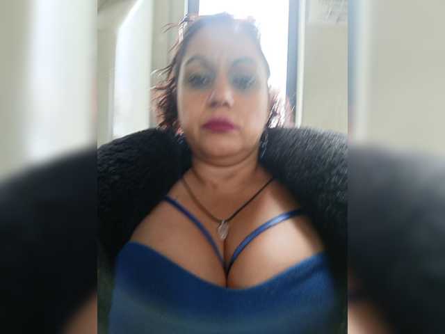 AlexaBrown12 live cam on BongaCams