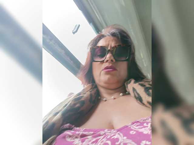 AlexaBrown12 live cam preview