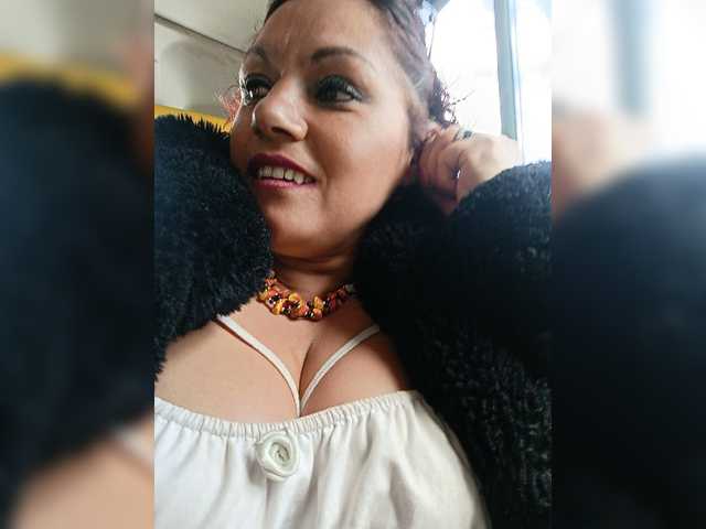 AlexaBrown12 live cam on BongaCams