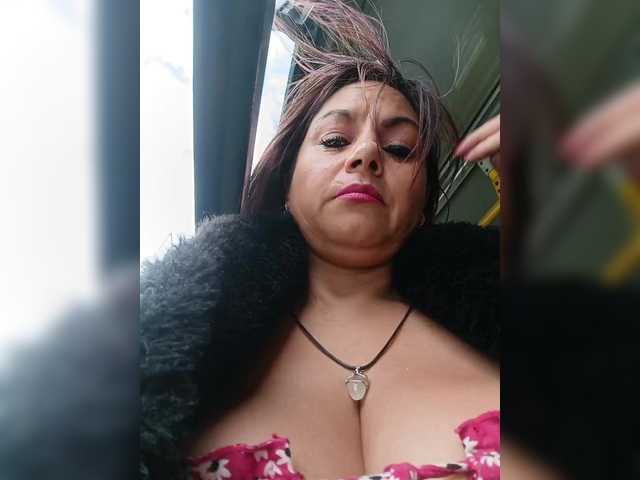 AlexaBrown12's BongaCams show and profile