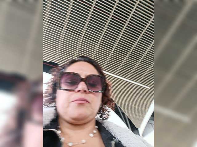 AlexaBrown12 live cam on BongaCams