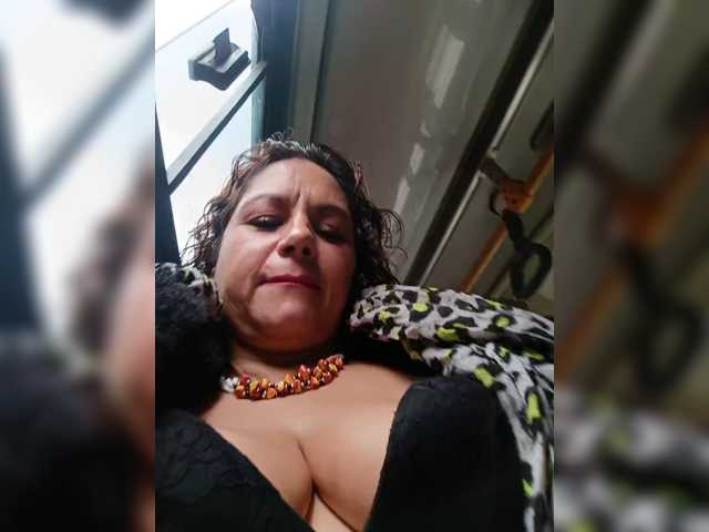 AlexaBrown12 live cam on BongaCams