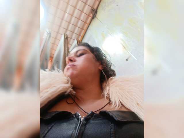 alexabrown12 online