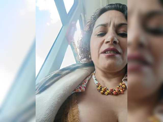 AlexaBrown12 live cam preview