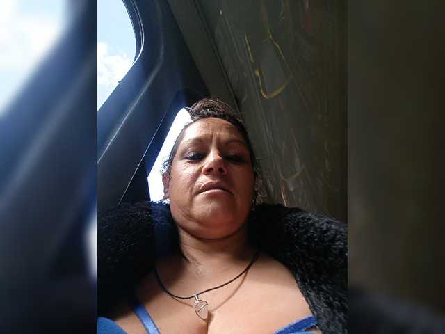 AlexaBrown12 live webcam show
