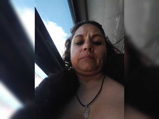 AlexaBrown12 live cam on BongaCams