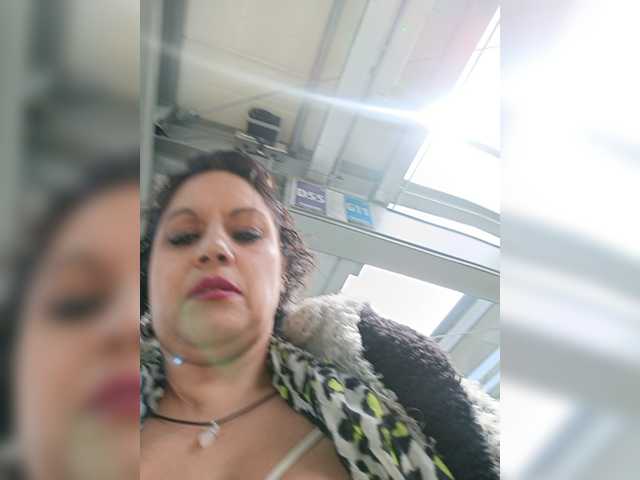 AlexaBrown12 live cam on BongaCams