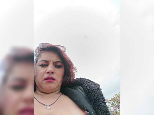 AlexaBrown12 live cam on BongaCams