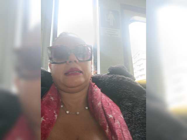 AlexaBrown12 live cam on BongaCams