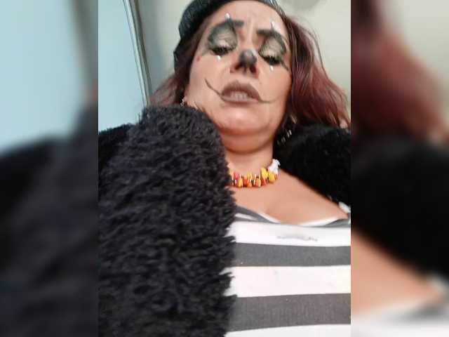 AlexaBrown12 live cam preview