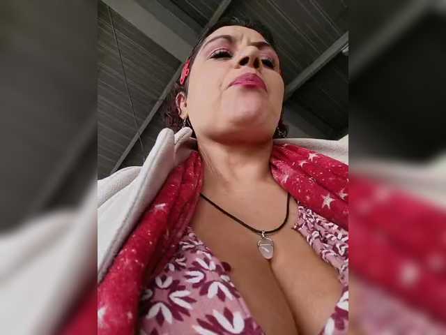 AlexaBrown12's BongaCams show and profile