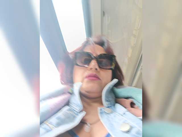 AlexaBrown12 live cam on BongaCams