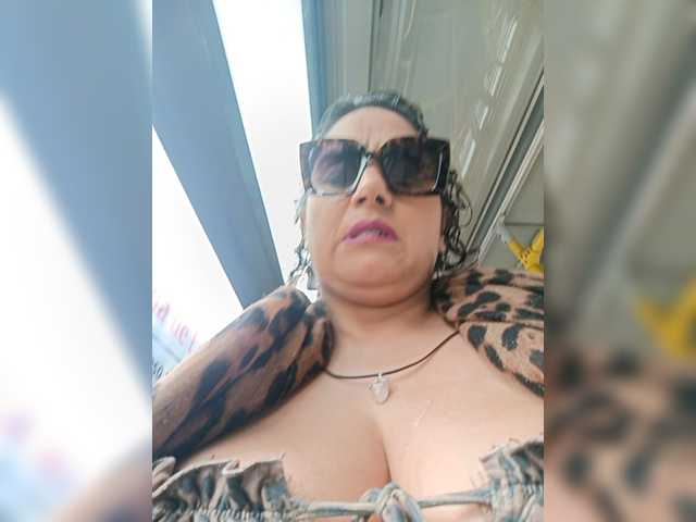AlexaBrown12 live cam on BongaCams