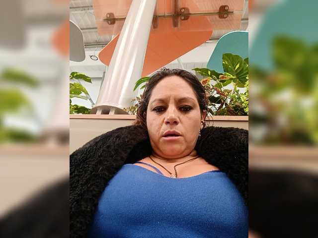 AlexaBrown12 live webcam show