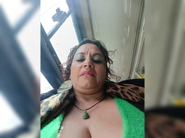 AlexaBrown12's BongaCams show and profile