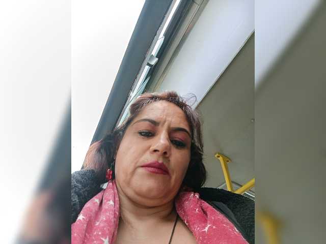 AlexaBrown12 live cam on BongaCams