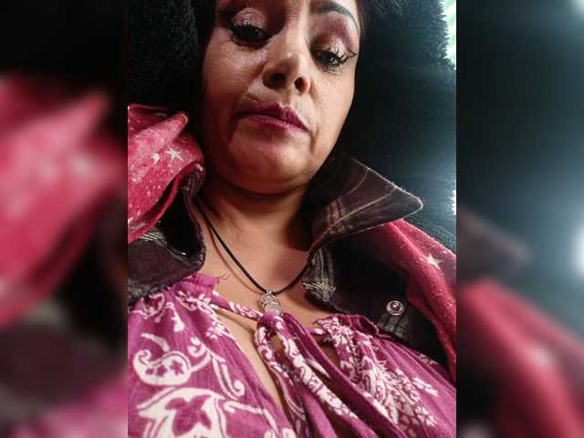 AlexaBrown12 live cam on BongaCams