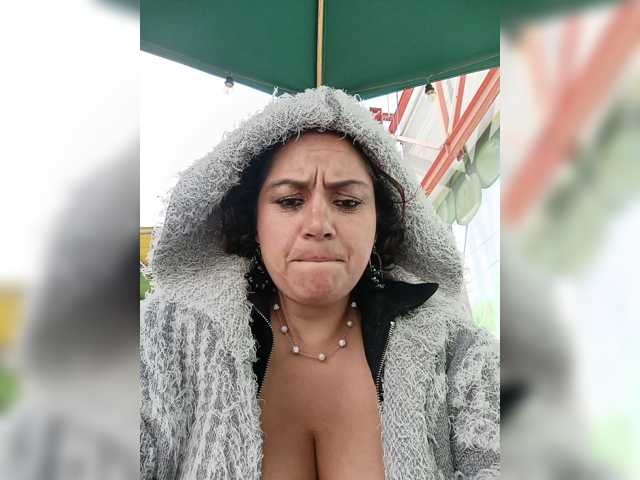 AlexaBrown12 live cam on BongaCams