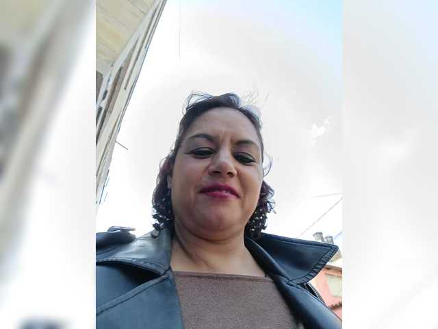 AlexaBrown12 live cam on BongaCams