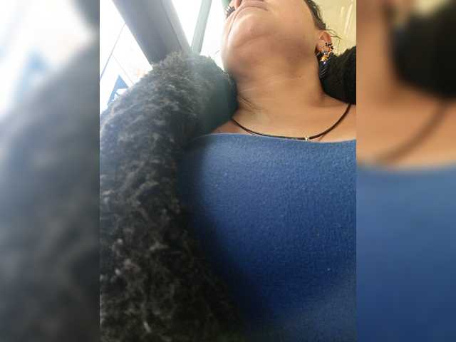 AlexaBrown12 live cam