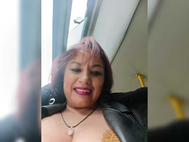 AlexaBrown12 live cam on BongaCams