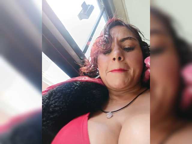 AlexaBrown12 live cam