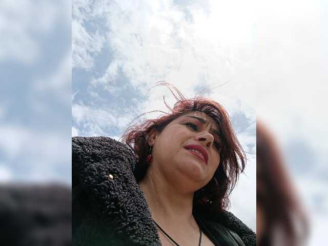 AlexaBrown12 live cam on BongaCams